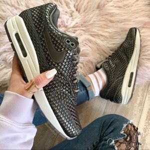 NWT Nike Air Max 1 premium metallic